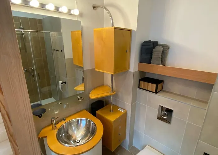 Quartier Salins 5mn Gare Routiere Apartment