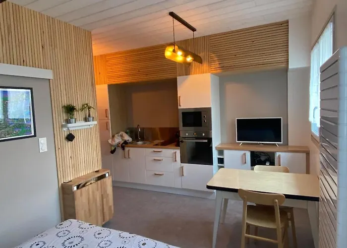 Apartment Quartier Salins 5mn Gare Routiere